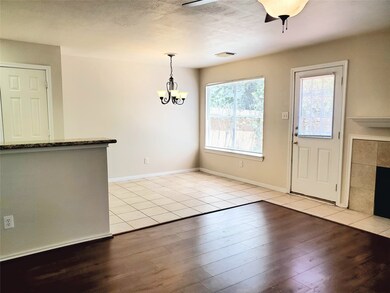 79 N Walden Elms Cir, Spring, TX 77382 - photo 4