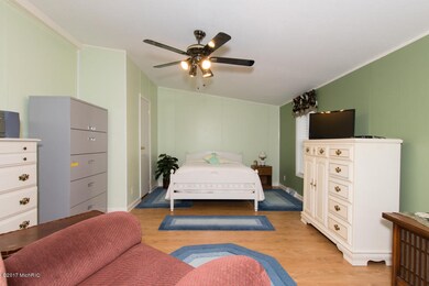 944 9th St, Plainwell, MI 49080 - photo 6