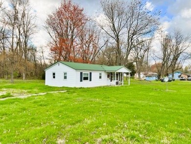 1574 7th St SE, Linton, IN 47441 - photo 5