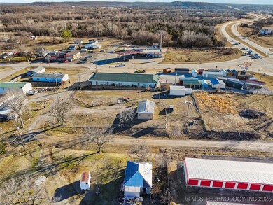 1503 5th St, Henryetta, OK 74437 - photo 5