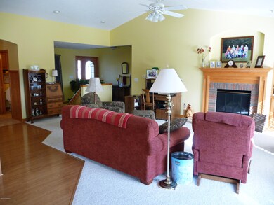 1826 Planters Row Dr SW, Byron Center, MI 49315 - photo 4