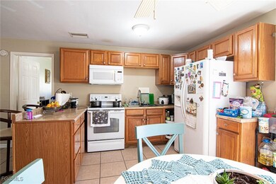 3829 SW 8th Ct unit 3907, Cape Coral, FL 33914 - photo 3