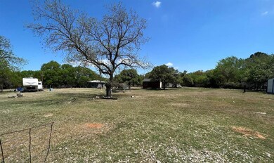 174 Overland Trail, Azle, TX 76020 - photo 2