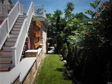 3101 S 2nd St, Whitehall, PA 18052 - photo 5