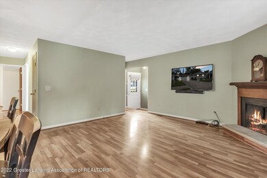 5932 Ellendale Dr, Lansing, MI 48911 - photo 7