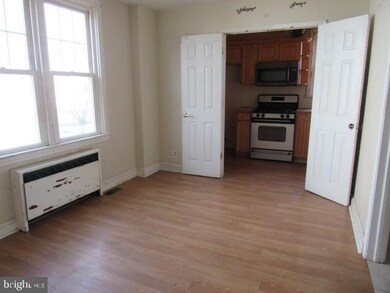 216 Hazel Ave, Folsom, PA 19033 - photo 7