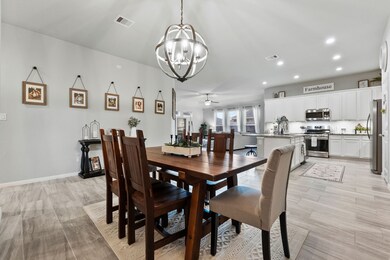 14204 Wallowa Ridge Ln, Conroe, TX 77384 - photo 3