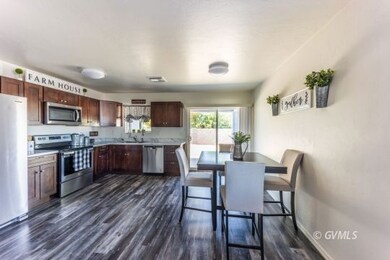 Kitchen/Dinning