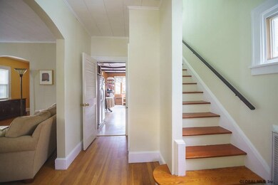 346 Marshland Ct, Troy, NY 12180 - photo 3