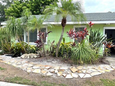 Side of house with Carport 1 Br / 1 Ba side