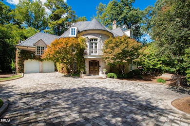 2658 Davis St, Raleigh, NC 27608 - photo 3