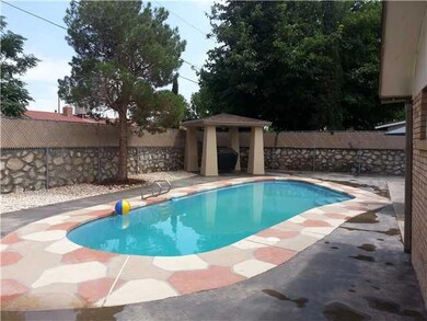 10273 Bush Ln, El Paso, TX 79925 - photo 2