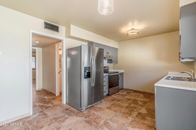 20220110-DPP08814-HDR-12