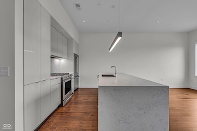 877 N East St unit 401-A, Indianapolis, IN 46202 - photo 5