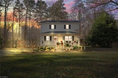 1060 Briles Dr, Asheboro, NC 27205 - photo 2