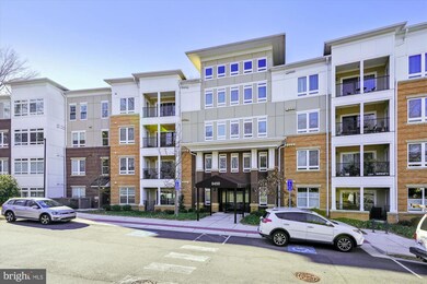 Enclave unit 302, Fairfax, VA 22031 - photo 5