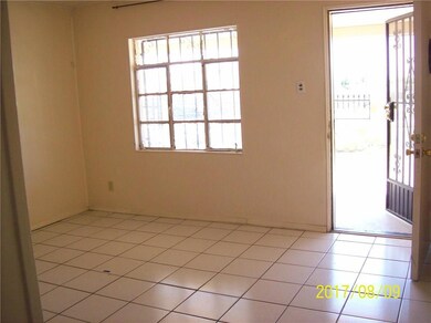 7741 Adobe Dr, El Paso, TX 79915 - photo 4