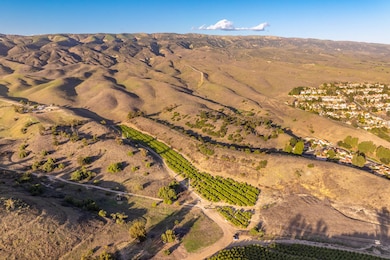 15299 Middle Ranch Rd Moorpark-1