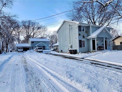 2738 51st St, Des Moines, IA 50310 - photo 4