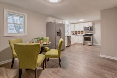 120 E 75th St, Anderson, IN 46013 - photo 4