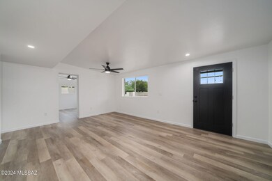 10-web-or-mls-1621 W Windsor Street - ML
