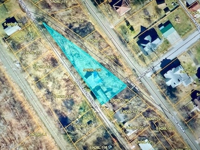 916 S Chestnut St, New Cumberland, WV 26047 - photo 3