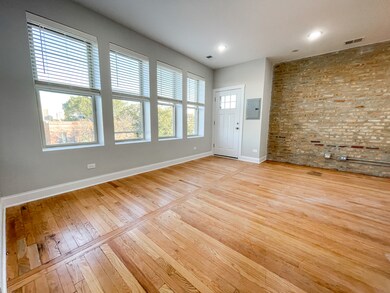 5426 N Ashland Ave unit 2F, Chicago, IL 60640 - photo 2