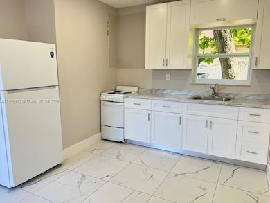 922 NW 2nd St unit 4, Miami, FL 33128 - photo 5