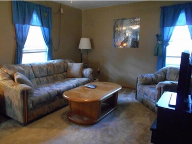 5 Lavender Ct, MerriMacK, NH 03054 - photo 2