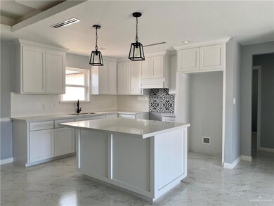 815 Whitewing St, Alamo, TX 78516 - photo 7