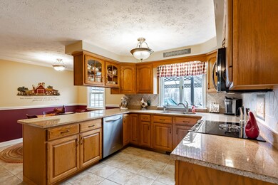 82 Christy_Kitchen