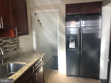 2136 Redthorn Rd, Middle River, MD 21220 - photo 7