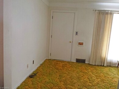 Entrance to living room