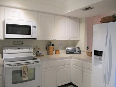 Light & Bright Kitchen