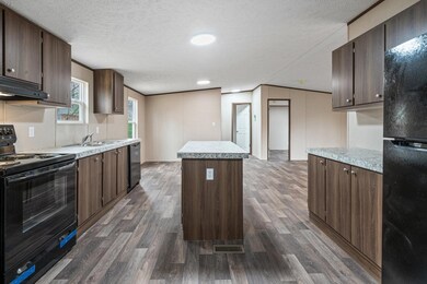 109 Arbor Dr unit 125, Statesville, NC 28677 - photo 5