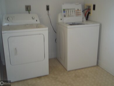 516 S Adams St, Osceola, IA 50213 - photo 7