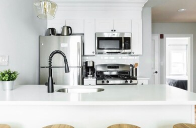 143 Everett St unit 3, Boston, MA 02128 - photo 3