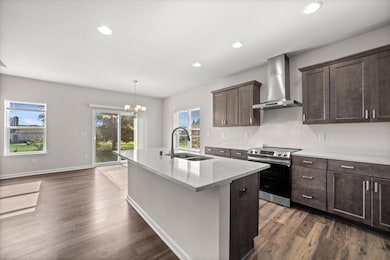 7911 W Oakwood Way, Franklin, WI 53132 - photo 5