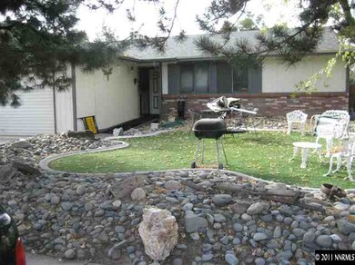 3037 Cloverdale Dr, Sparks, NV 89434 - photo 2