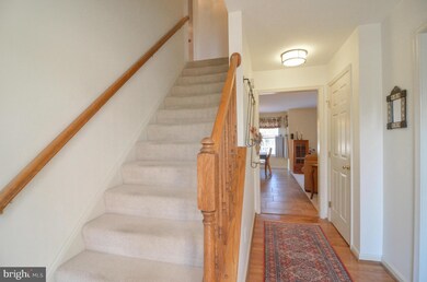 15488 Waters Creek Dr, Centreville, VA 20120 - photo 3