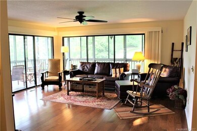 Very Spacious Family Room with Lots of Windows/Lig