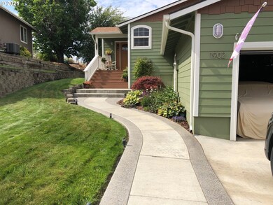 1902 SW Perkins Ave, Pendleton, OR 97801 - photo 3