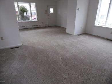 29 Fulton St, Pittston, PA 18640 - photo 6