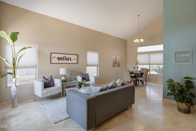 910 N Granada Dr-8