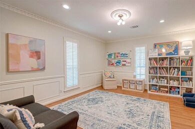 802 Briarbrook Dr, Houston, TX 77042 - photo 6