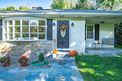 29 Cherry Tree Rd, Albany, NY 12211 - photo 5