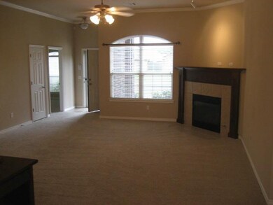 1104 Falco Concolor Dr, Norman, OK 73072 - photo 4