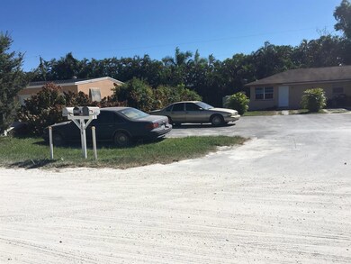 4674 Hairland Dr, West Palm Beach, FL 33415 - photo 2