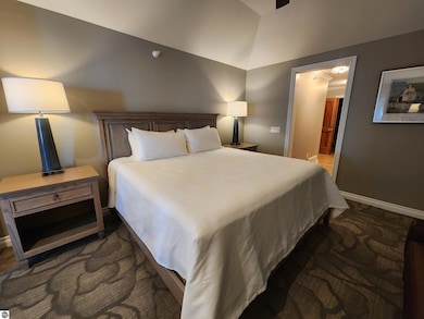 5707 S Lake St unit 13 F, Glen Arbor, MI 49636 - photo 6