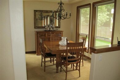 2442 Rockwood Ct, Medford, OR 97504 - photo 6